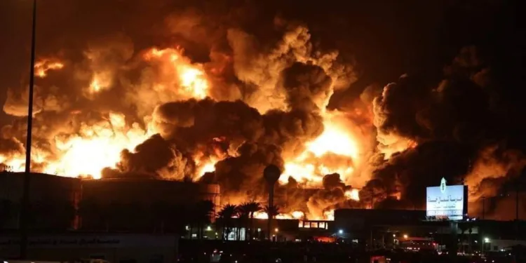 حريق منشآت النفط بالسعودية